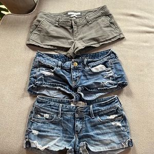 Lot bundle of jean shorts & khaki shorts. Abercrombie & American Eagle.